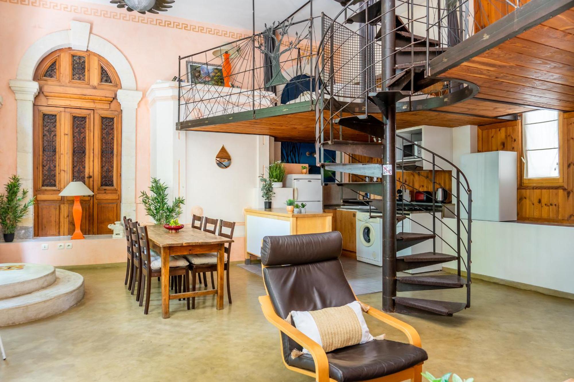 Вилла Ultimate Relaxation For Family Or Group At Renowned Couvent Des Ursulines, A Tranquil Escape In Historic Пезенас Экстерьер фото