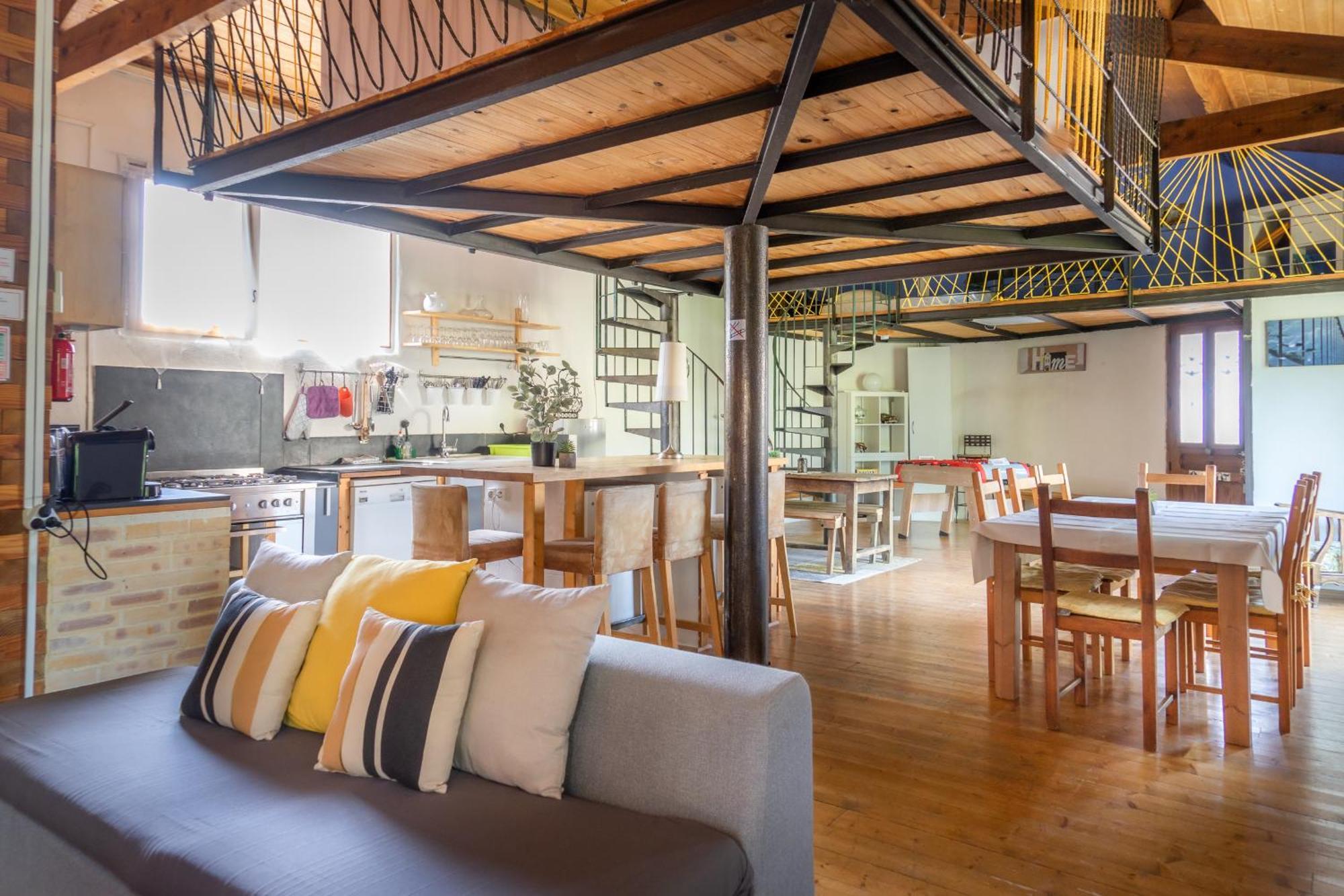 Вилла Ultimate Relaxation For Family Or Group At Renowned Couvent Des Ursulines, A Tranquil Escape In Historic Пезенас Экстерьер фото
