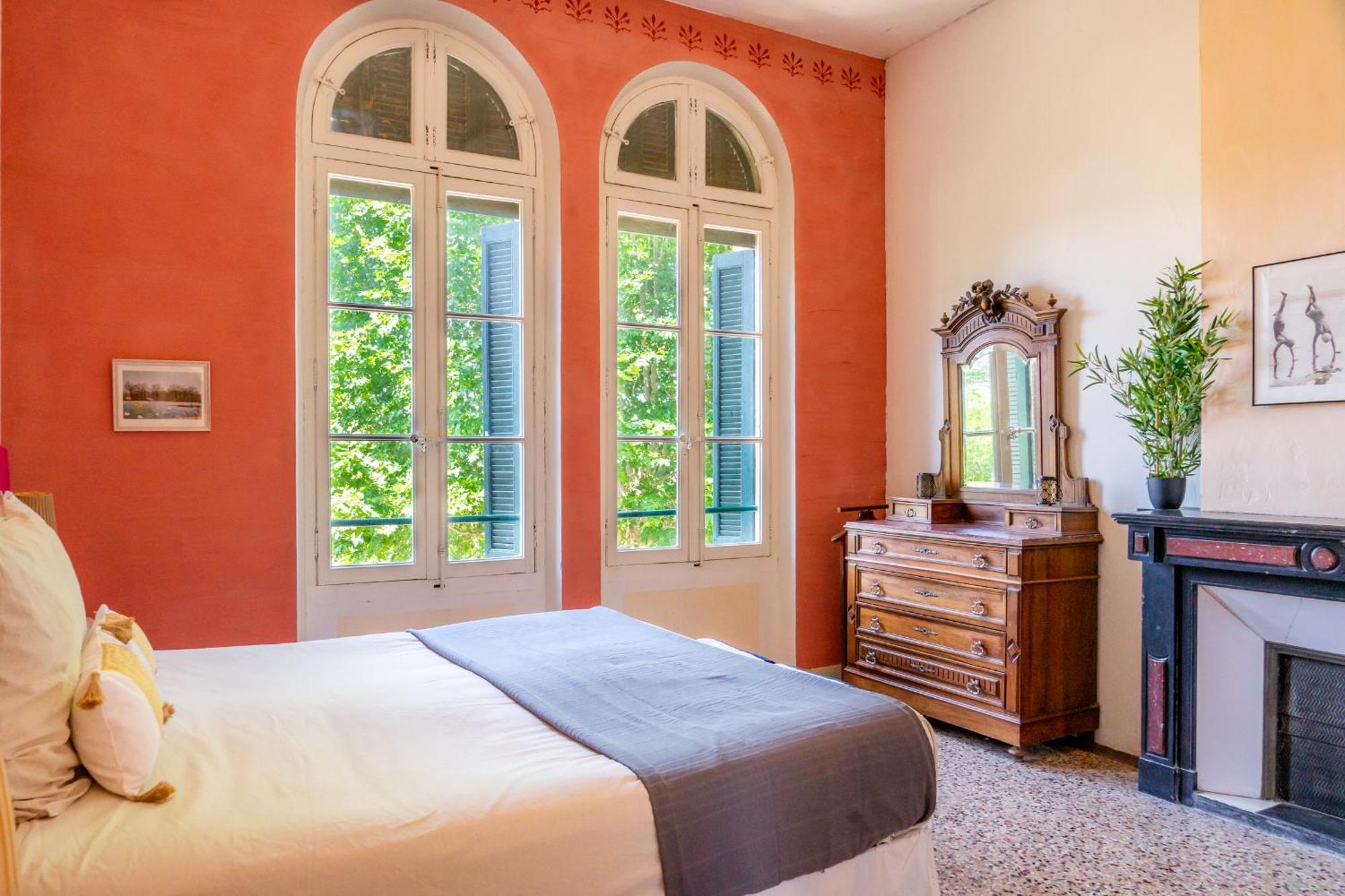 Вилла Ultimate Relaxation For Family Or Group At Renowned Couvent Des Ursulines, A Tranquil Escape In Historic Пезенас Экстерьер фото