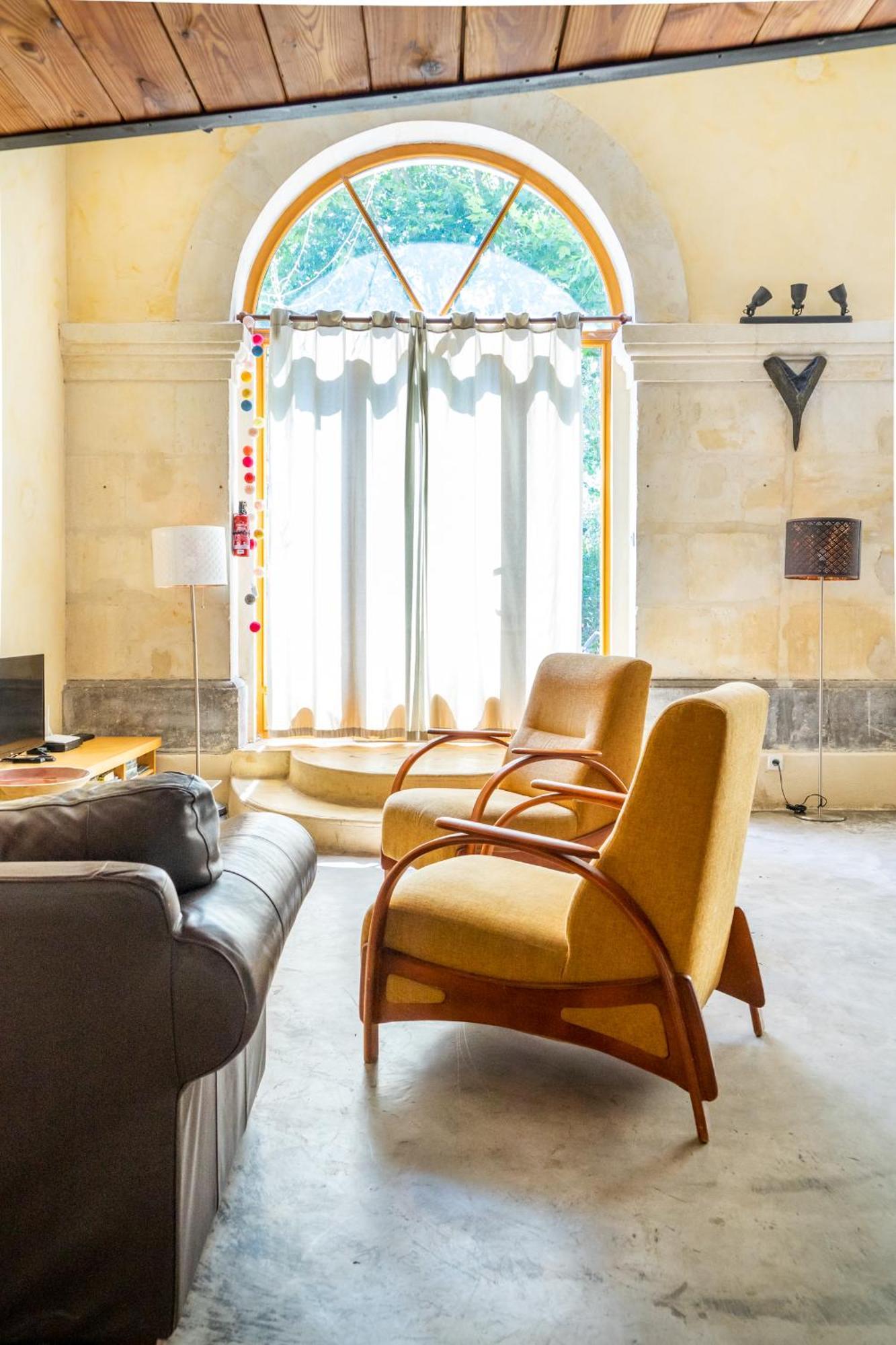 Вилла Ultimate Relaxation For Family Or Group At Renowned Couvent Des Ursulines, A Tranquil Escape In Historic Пезенас Номер фото