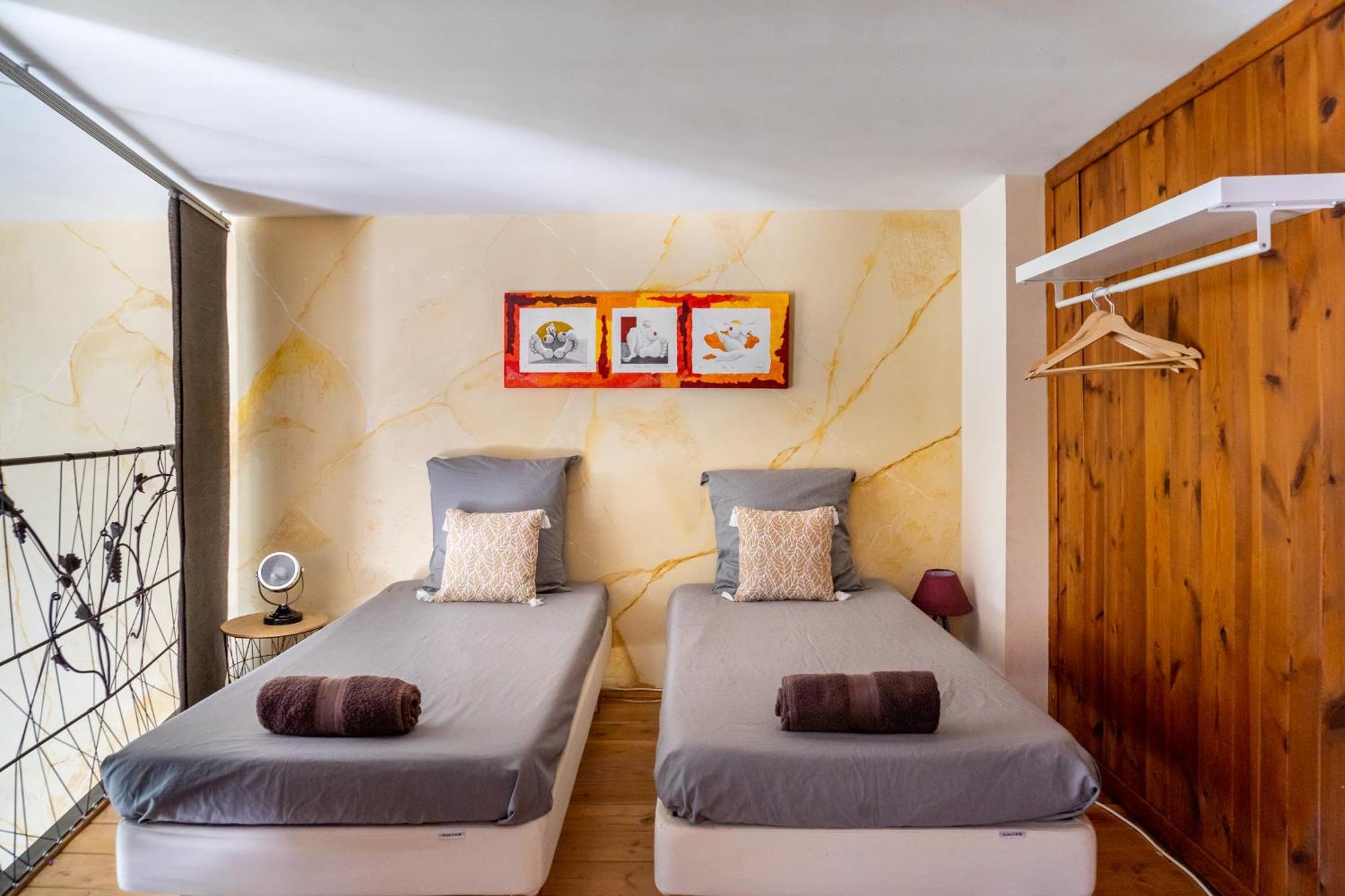 Вилла Ultimate Relaxation For Family Or Group At Renowned Couvent Des Ursulines, A Tranquil Escape In Historic Пезенас Номер фото