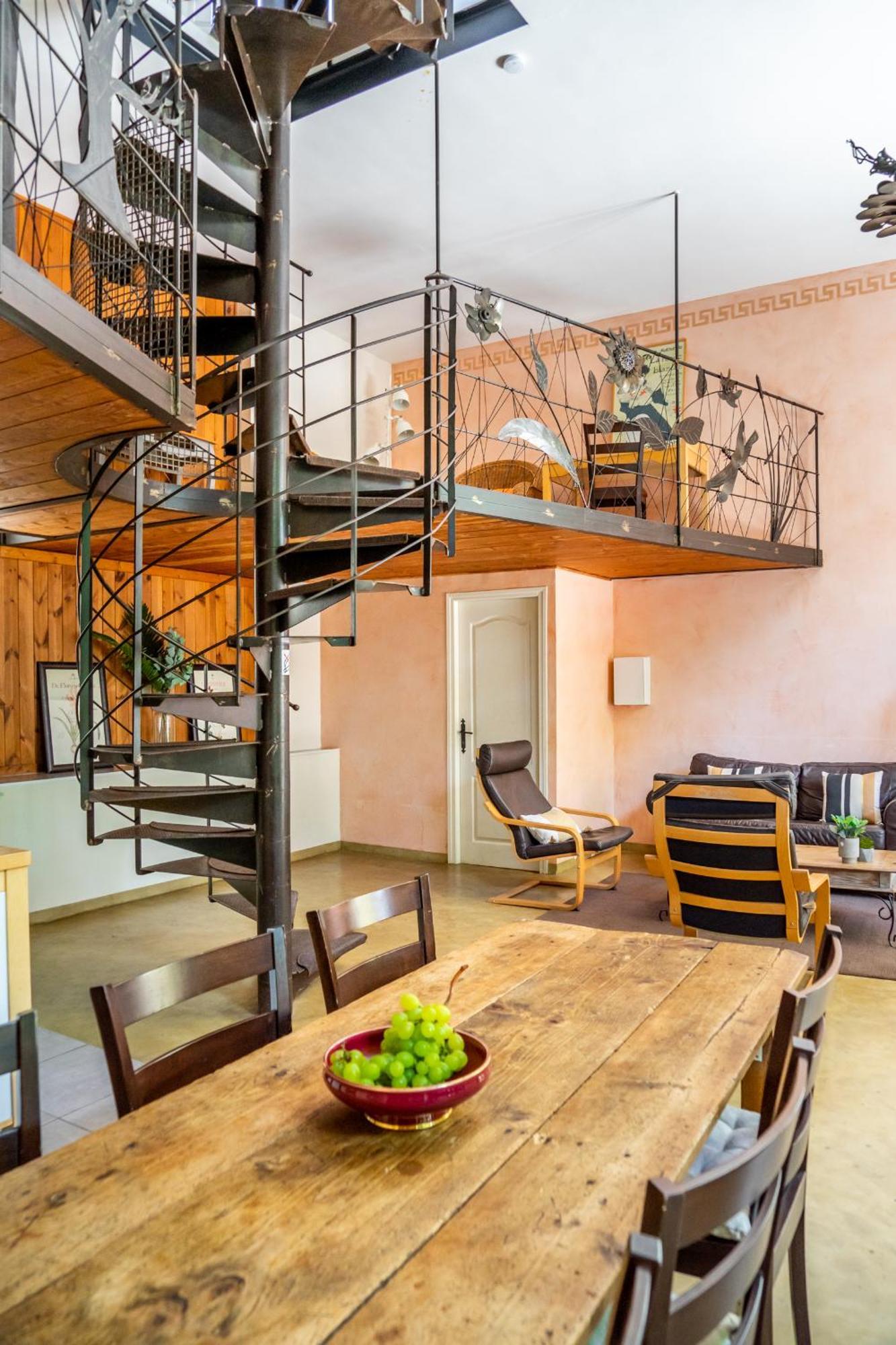 Вилла Ultimate Relaxation For Family Or Group At Renowned Couvent Des Ursulines, A Tranquil Escape In Historic Пезенас Номер фото