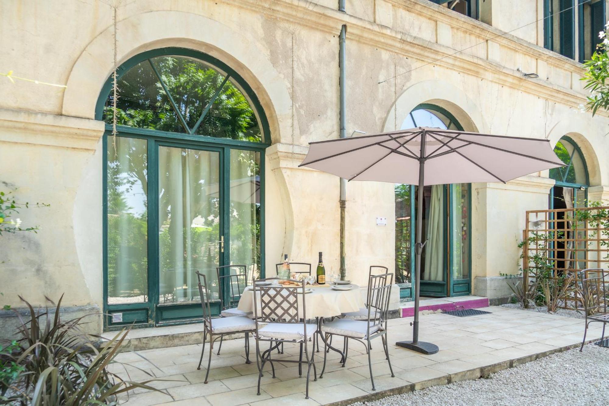 Вилла Ultimate Relaxation For Family Or Group At Renowned Couvent Des Ursulines, A Tranquil Escape In Historic Пезенас Номер фото