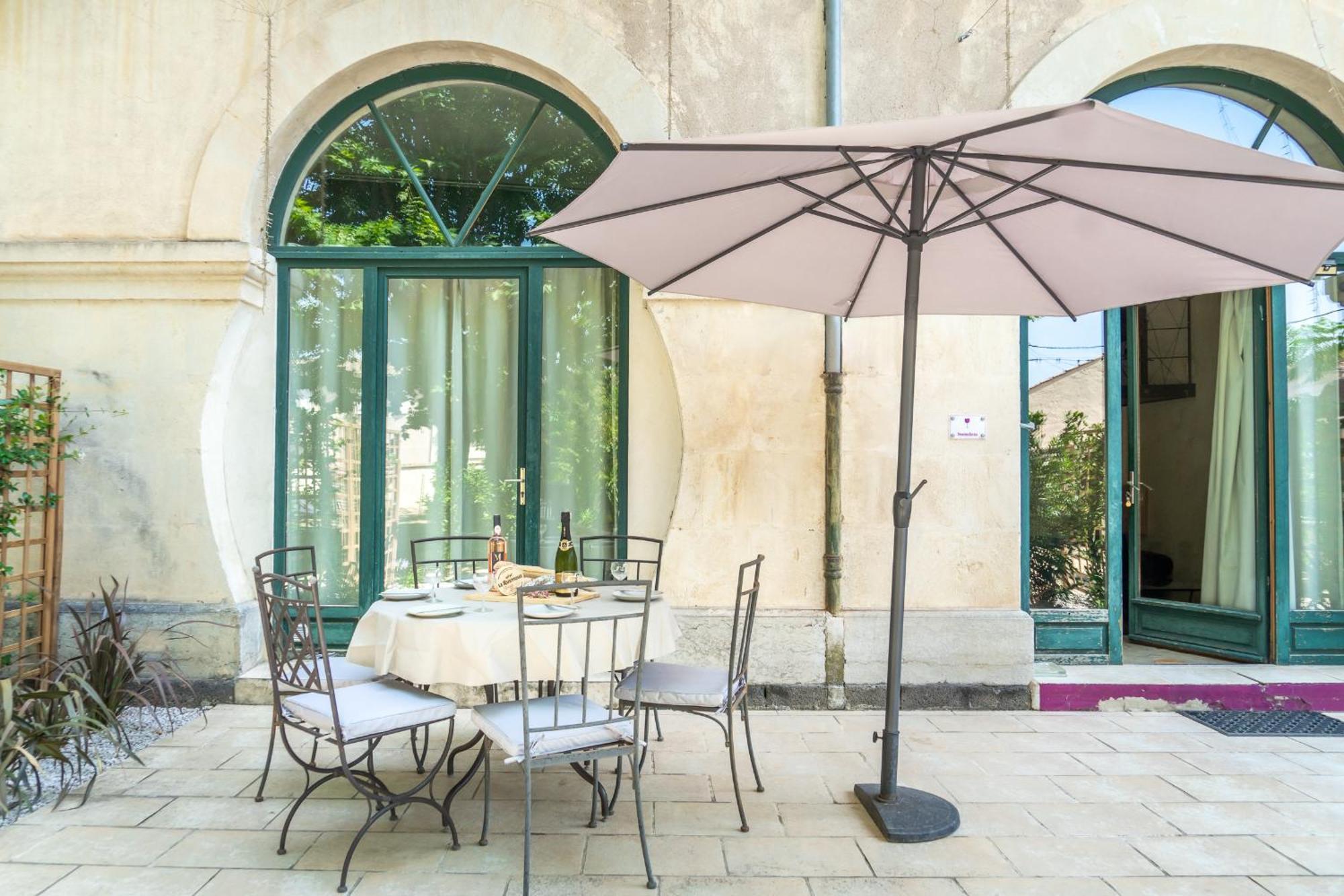 Вилла Ultimate Relaxation For Family Or Group At Renowned Couvent Des Ursulines, A Tranquil Escape In Historic Пезенас Номер фото