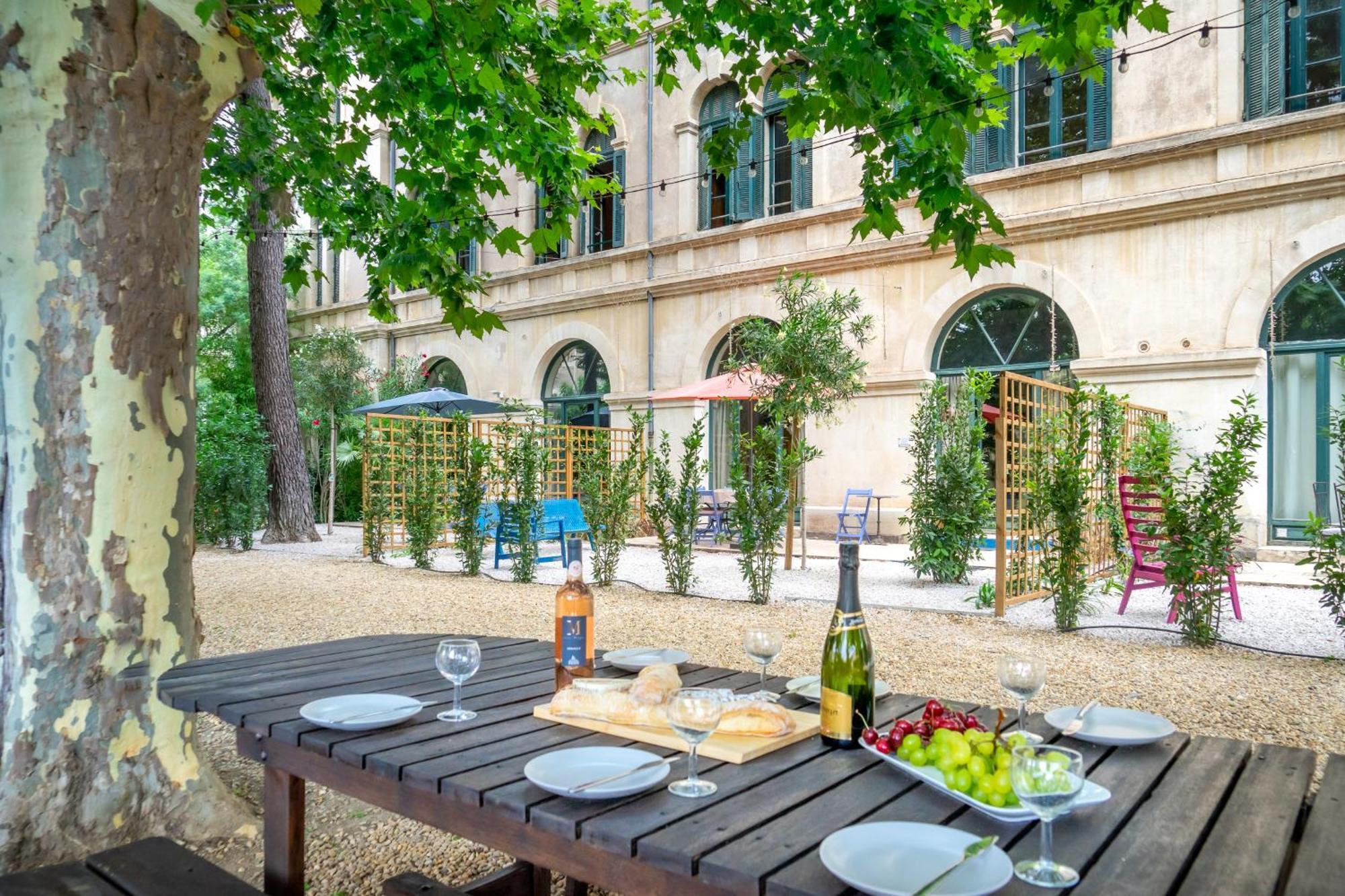 Вилла Ultimate Relaxation For Family Or Group At Renowned Couvent Des Ursulines, A Tranquil Escape In Historic Пезенас Номер фото
